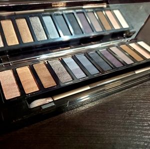 Urban Decay Smokey Palette